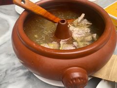 -蔼若春.传承三十年云南菜(金碧公园店)