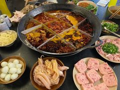 -岗上渣渣老火锅(两路口店)