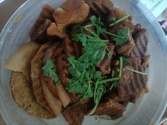 扣肉芋头煲-经典老菜坊·开封灌汤包(火车站店)