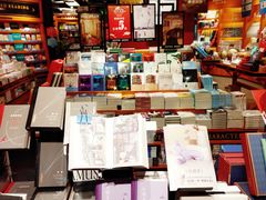 -西西弗书店&矢量咖啡(凯德晶萃广场店)