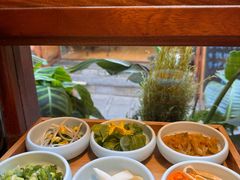 -银米·云南传统过桥米线(双廊黑金冠店)