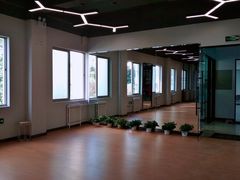 -悦动体能篮球羽毛球网球(三里河店)