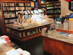 -西西弗书店&矢量咖啡(壹方购物中心店)