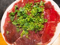 香菜牛肉-一斗火锅·招财羊毛肚(北温泉九号店)