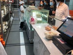 -白玉兰食品(中山公园龙之梦店)
