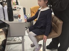 -方快PLUS照相馆(上海中环百联店)