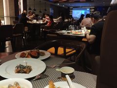 -BLU 全日制餐厅(上海安曼纳卓悦酒店)