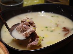 鸭架炖白菜豆腐汤-青年公社烤鸭(宝杨宝龙广场店)