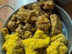 -BHC炸鸡(明洞总店)