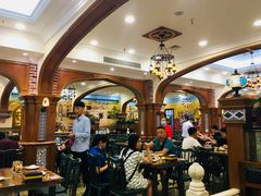 大堂-清真·玛丽亚新疆菜主题餐厅(浙江中路店)