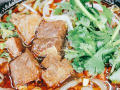 -丽影重庆小面(定西路店)