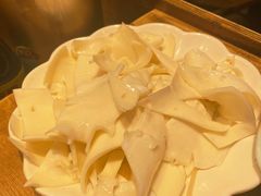 黄喉-肖肖酸萝卜鱼火锅(总店)