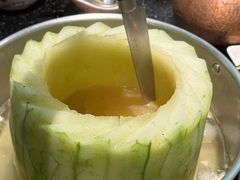 -得意咚瓜·顺德鱼生·冬瓜火锅(深圳首店)