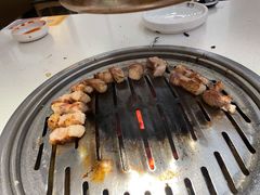 满心尝五花肉-本家韩国烤肉(青岛万象城店)