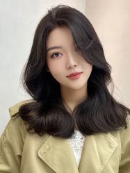 -东秀护肤造型
