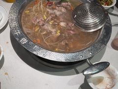 -老王全牛宴·鲜牛肉牛杂火锅(总店)