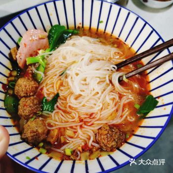 自制红油米线 米线味道好不好，哨子是关键。自由发挥