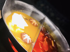 台式麻辣花胶鸡鸳鸯锅-湊湊火锅·茶憩(世博大道店)