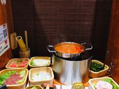 -独食火锅·半米屋台(直营总店)
