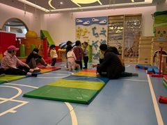 -红黄蓝成长中心(海淀上地店)