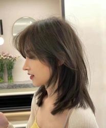 -PE SALON 