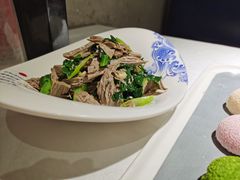 黑腐竹拌芥蓝-雲蜀龙阁·金牌水煮鱼(方庄店)