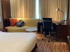 -上海龙之梦万丽酒店