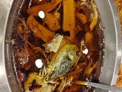 -鑫巴蜀小镇 · 水煮鱼专研店(玉桥店)