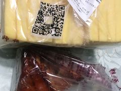 醇香老蛋糕-鲍师傅糕点(江苏路店)