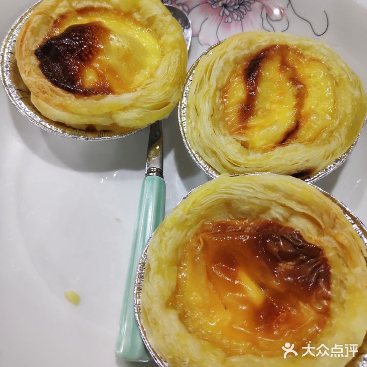 没有烤箱，灵机一动，想想用微波炉烤蛋挞，说试就试