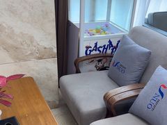 -优诺口腔·VIP尊享中心(爱建机构)