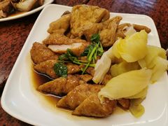 -猪脚洪隆江猪脚饭