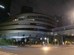 -瑞虹新天地月亮湾