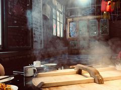 -鱼窝棚柴火铁锅炖(富山屯店)