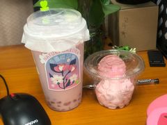 -奈雪的茶(湖滨银泰in77C区PRO店)