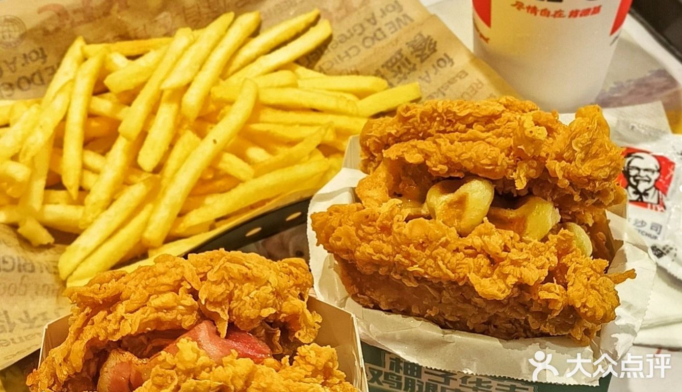 肯德基重磅回归💥ins爆款美食肉霸堡来了! - 大众点评吃喝玩乐精选