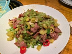 -娜仁图雅蒙古美食村(33小镇店)