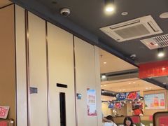 -海底捞火锅(宝龙广场夜宵主题店)