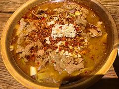 自贡水煮牛肉-懒人盐府人家·自贡大麻鱼(安贞店)
