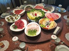 -小天鹅火锅·一线江景洪鼎旗舰店(洪崖洞店)