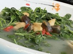 皮蛋苋菜-御生皇·新天然居·顺德鱼生·顺德菜·广式早茶