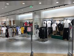 -hotwind热风(中贸广场店)