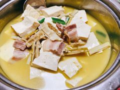 手工豆腐笋干汤-国生茶庄·地道农家菜团建活动