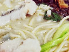 -明呈黄鱼面馆(斜土路店)