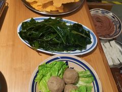 -洱火云南酸菜牛肉火锅(石景山当代商城店)