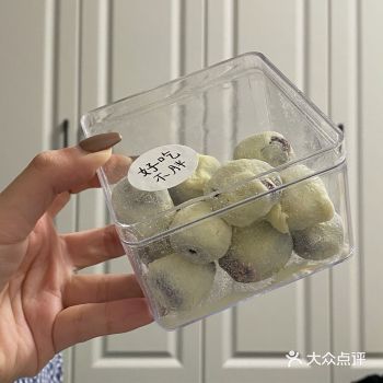 爸爸朋友家的孩子开了甜品店 今天去买买买了