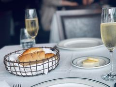 -Wolfgang’s Steakhouse 沃夫冈牛排馆(上海白玉兰广场店)