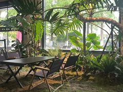 -J Create城市露营咖啡·简餐·宠物(上海动物园店)