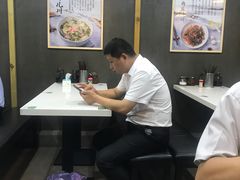 -二扁私房面馆(崂山路店)