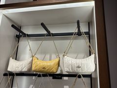 -东荟城名店仓